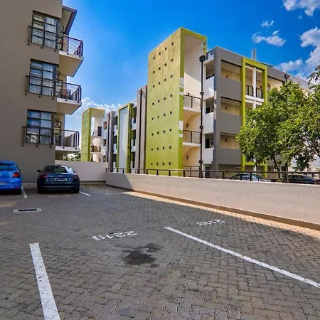 Roxy'S Place Revonia Johannesburg Exterior photo