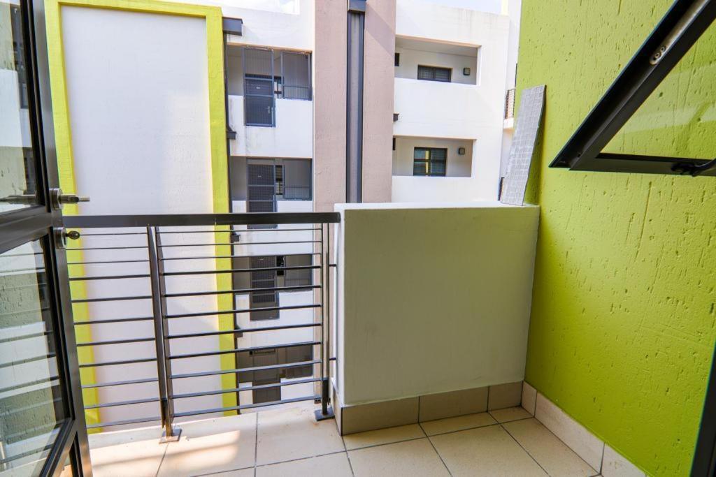 Roxy's Place Revonia Appartement